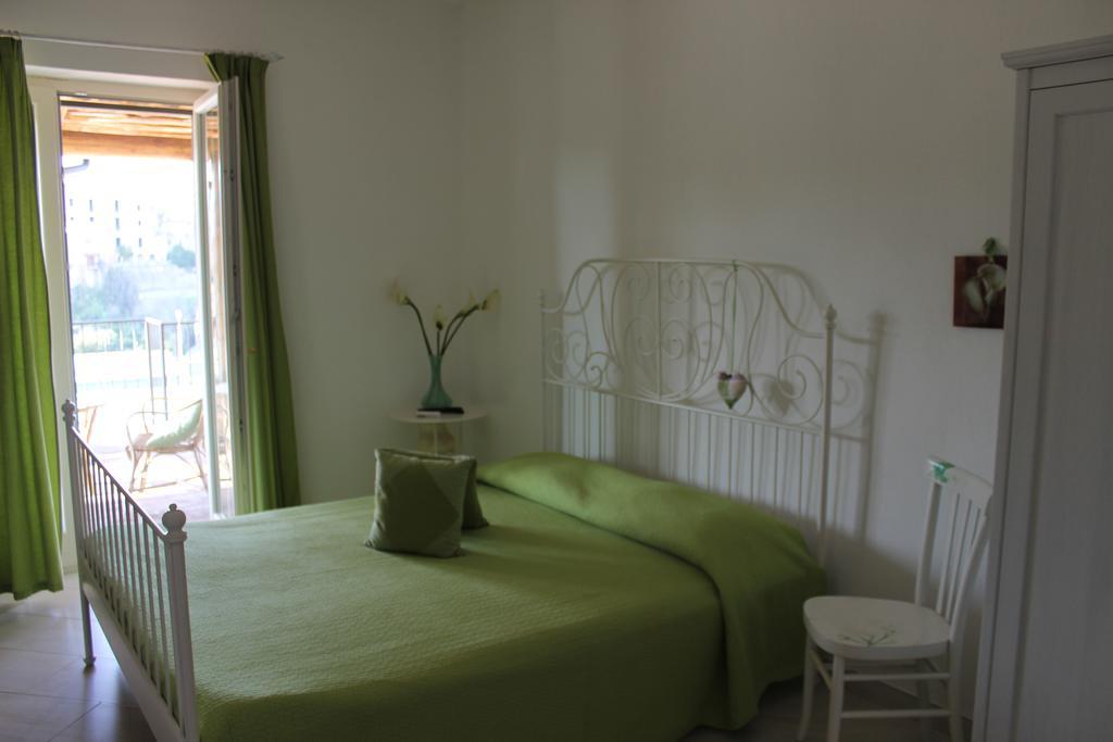 Le Rocce Bed and Breakfast SantʼAgata deʼ Goti Εξωτερικό φωτογραφία