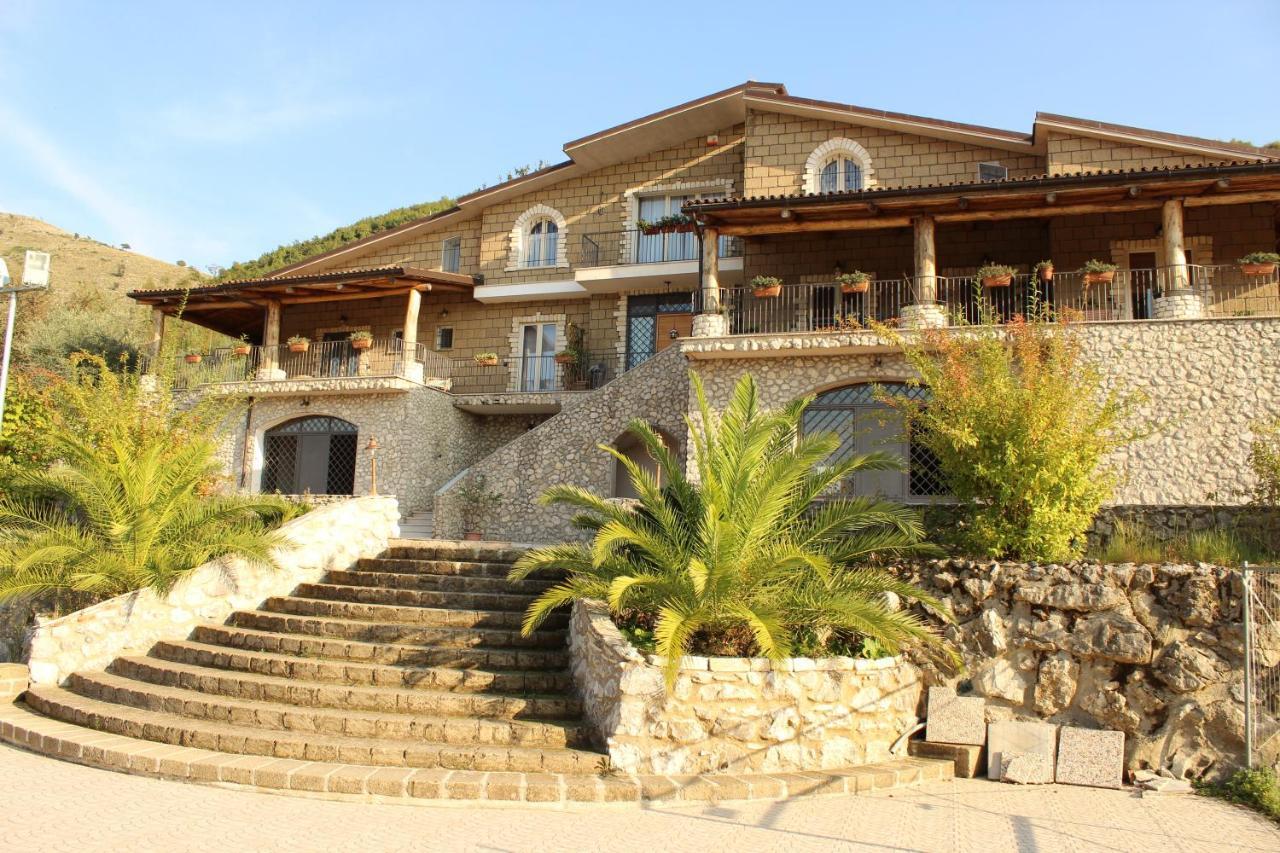 Le Rocce Bed and Breakfast SantʼAgata deʼ Goti Εξωτερικό φωτογραφία